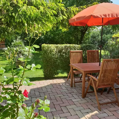 Апартаменты Fuered Deluxe Garden Балатонфюред