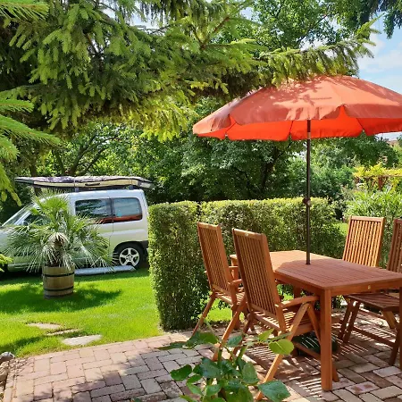 Fuered Deluxe Garden Apartment Balatonfured