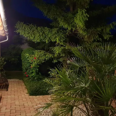 Apartment Fuered Deluxe Garden Balatonfured