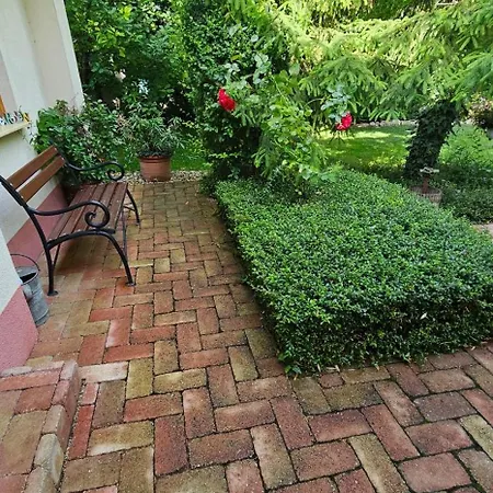 Fuered Deluxe Garden * Balatonfured