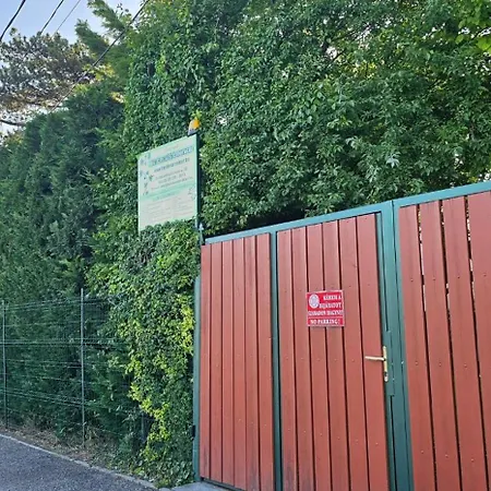 Διαμέρισμα Fuered Deluxe Garden Balatonfüred