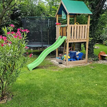 Fuered Deluxe Garden
