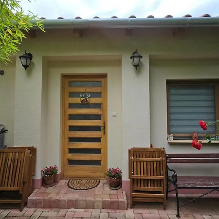 Fuered Deluxe Garden Lägenhet Balatonfüred
