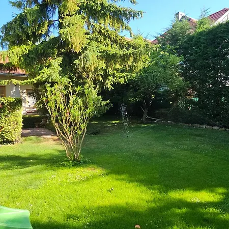 Fuered Deluxe Garden Apartment Balatonfured